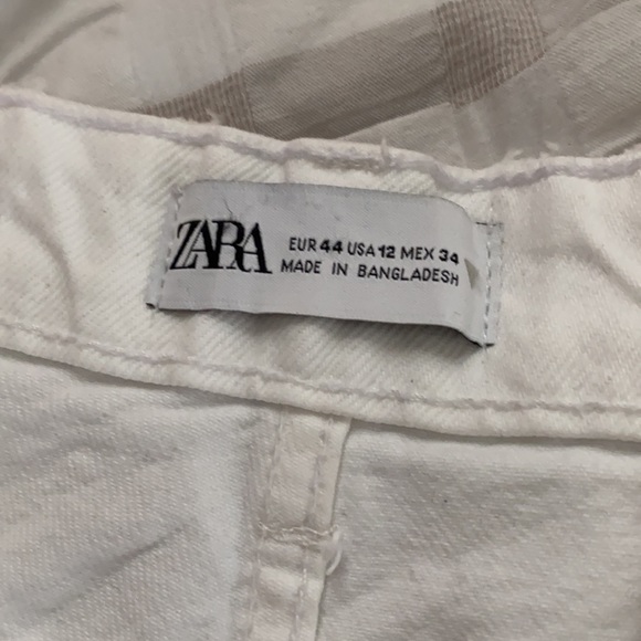 Zara Shorts - Picture 3 of 4